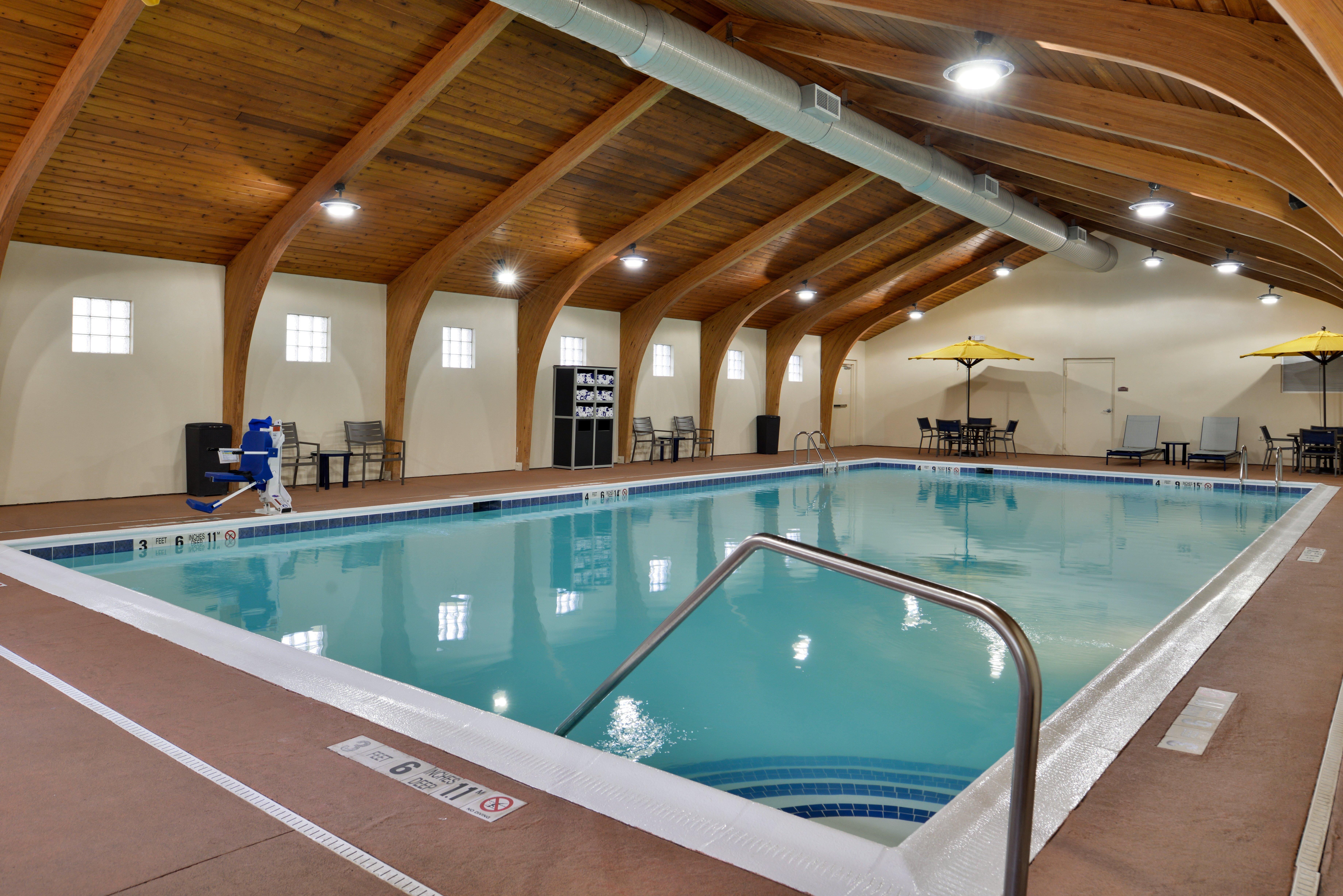 Holiday Inn Hotel & Suites Rochester - Marketplace By Ihg Экстерьер фото