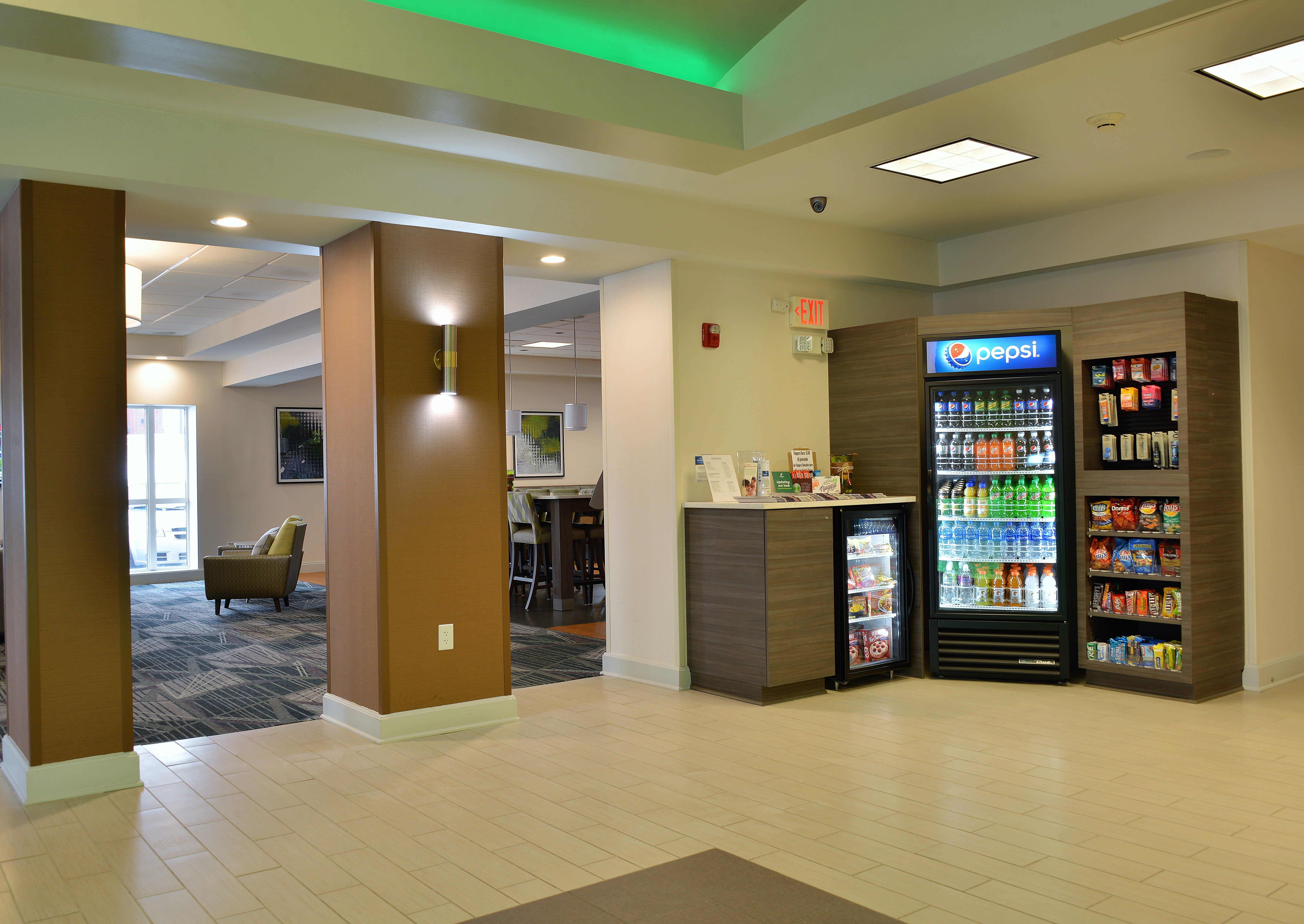 Holiday Inn Hotel & Suites Rochester - Marketplace By Ihg Экстерьер фото