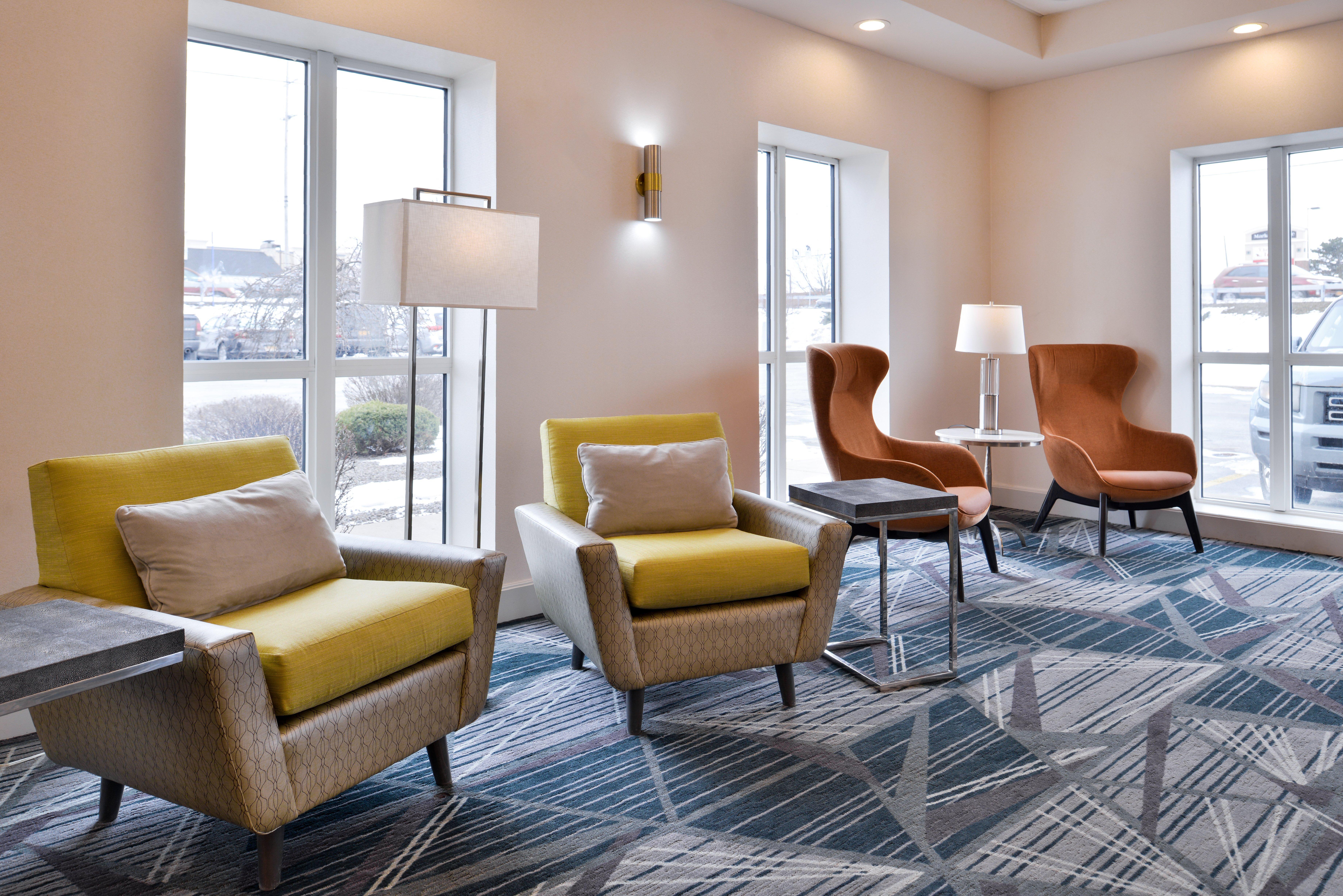 Holiday Inn Hotel & Suites Rochester - Marketplace By Ihg Экстерьер фото