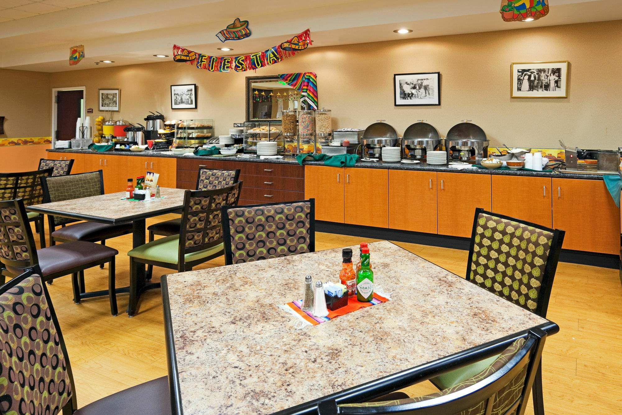 Holiday Inn Hotel & Suites Rochester - Marketplace By Ihg Экстерьер фото